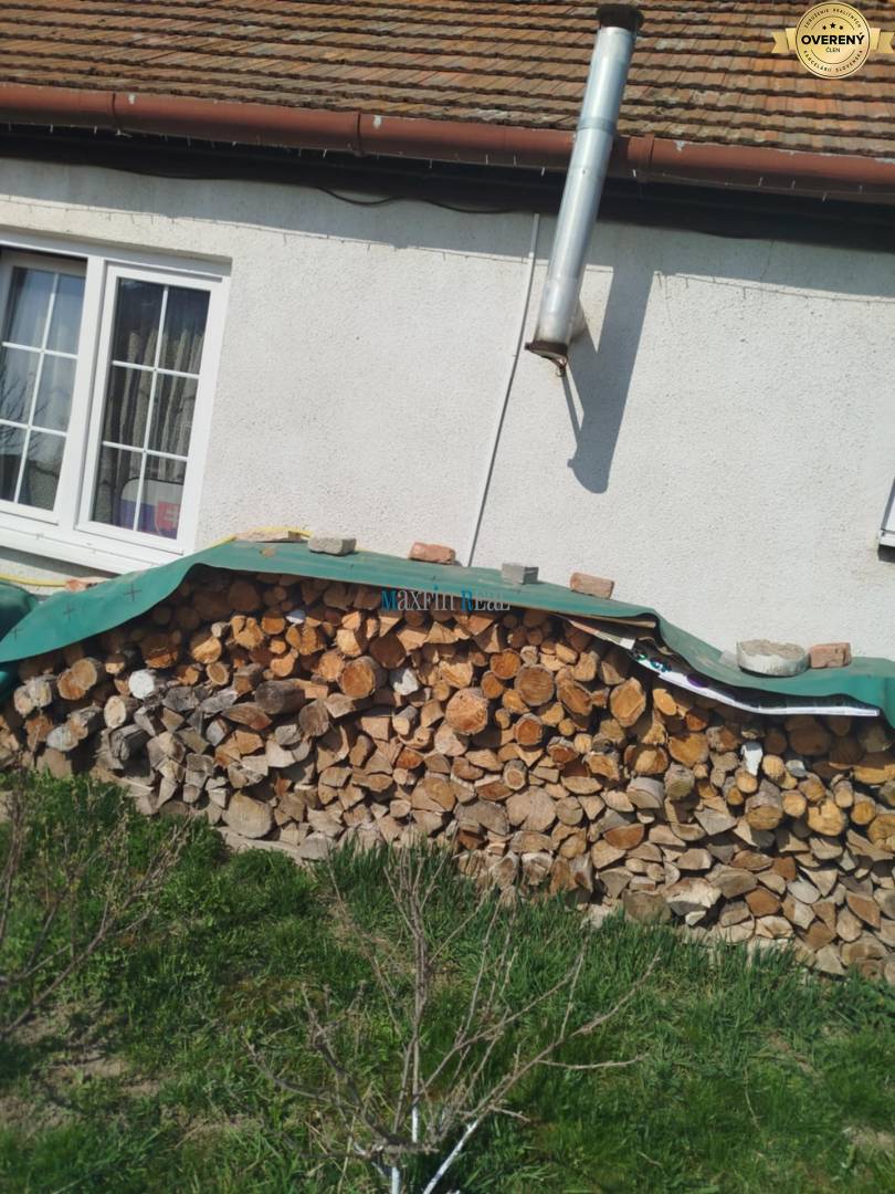 9fb80e95-d79e-4753-90df-29a040bc360b.jfif